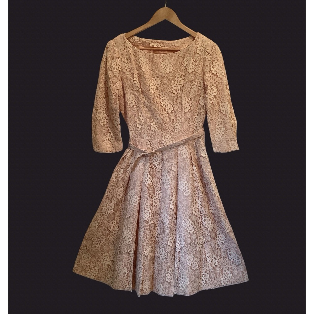 Vintage Blush Pink Chantilly Lace Tea Dress Fit & Flare Formal Party Dress